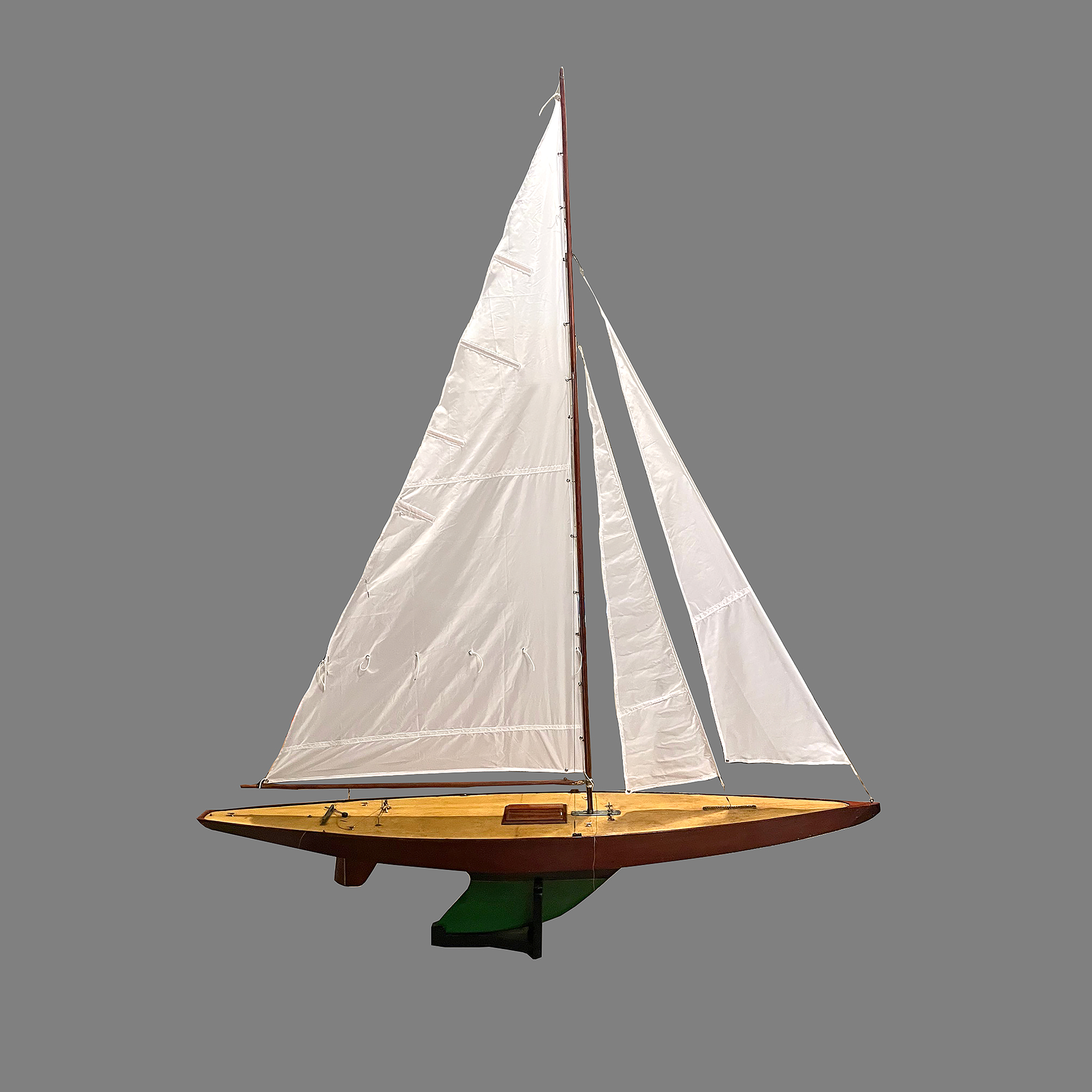 Maquette de bateau - Endeavour I - Galerie Paris Manaus